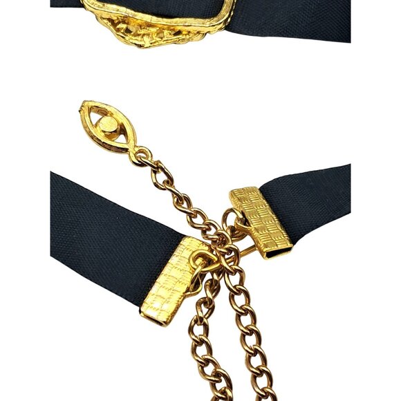 Vintage Cameo Choker Black Velvet Band Gold Tone Victorian Gothic Costume Jewelr - Picture 8 of 8